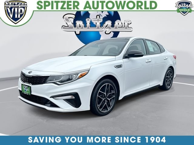 2020 Kia Optima SE's photo