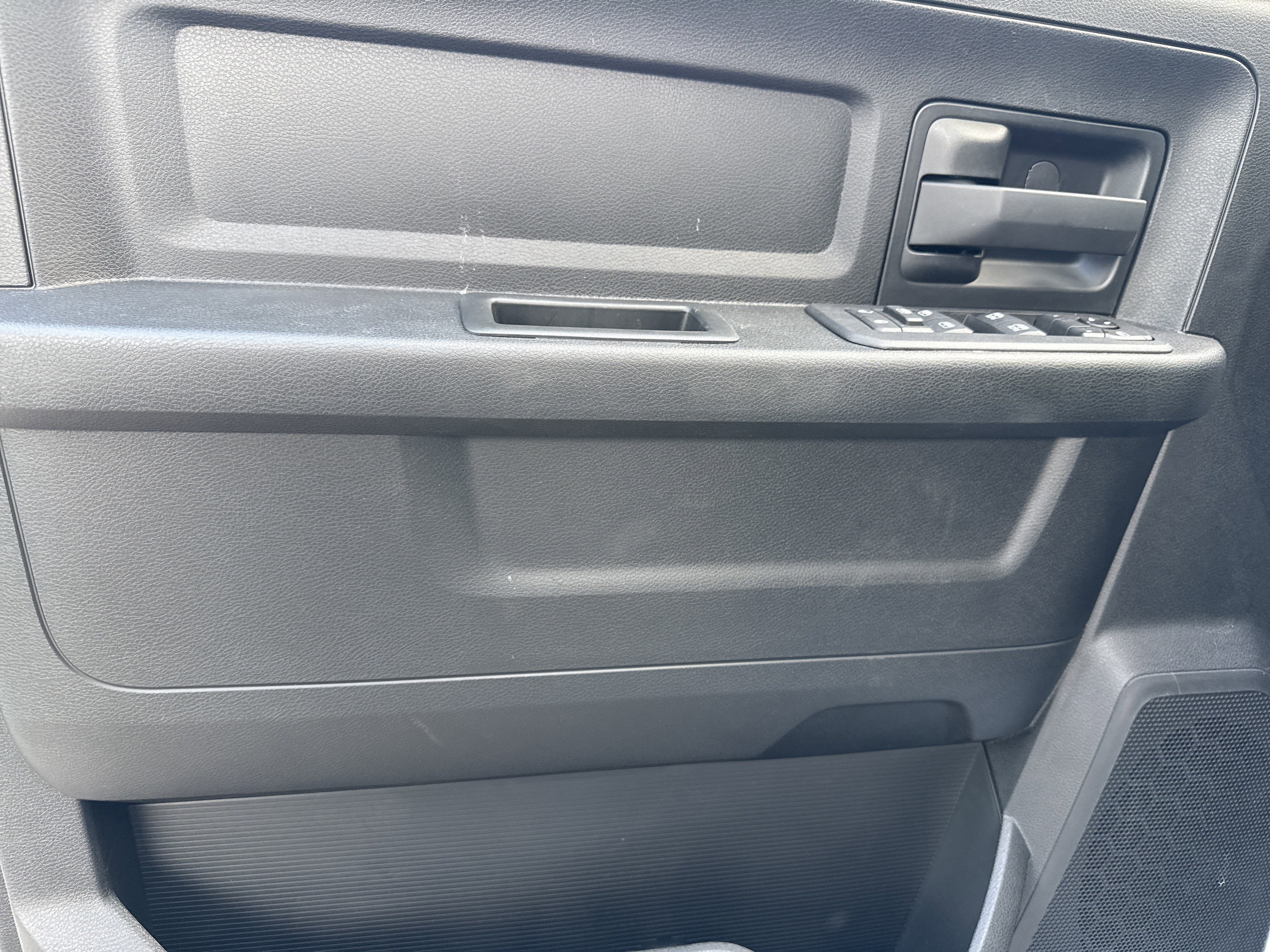 New 2026 Bright White Clearcoat RAM Tradesman image 10
