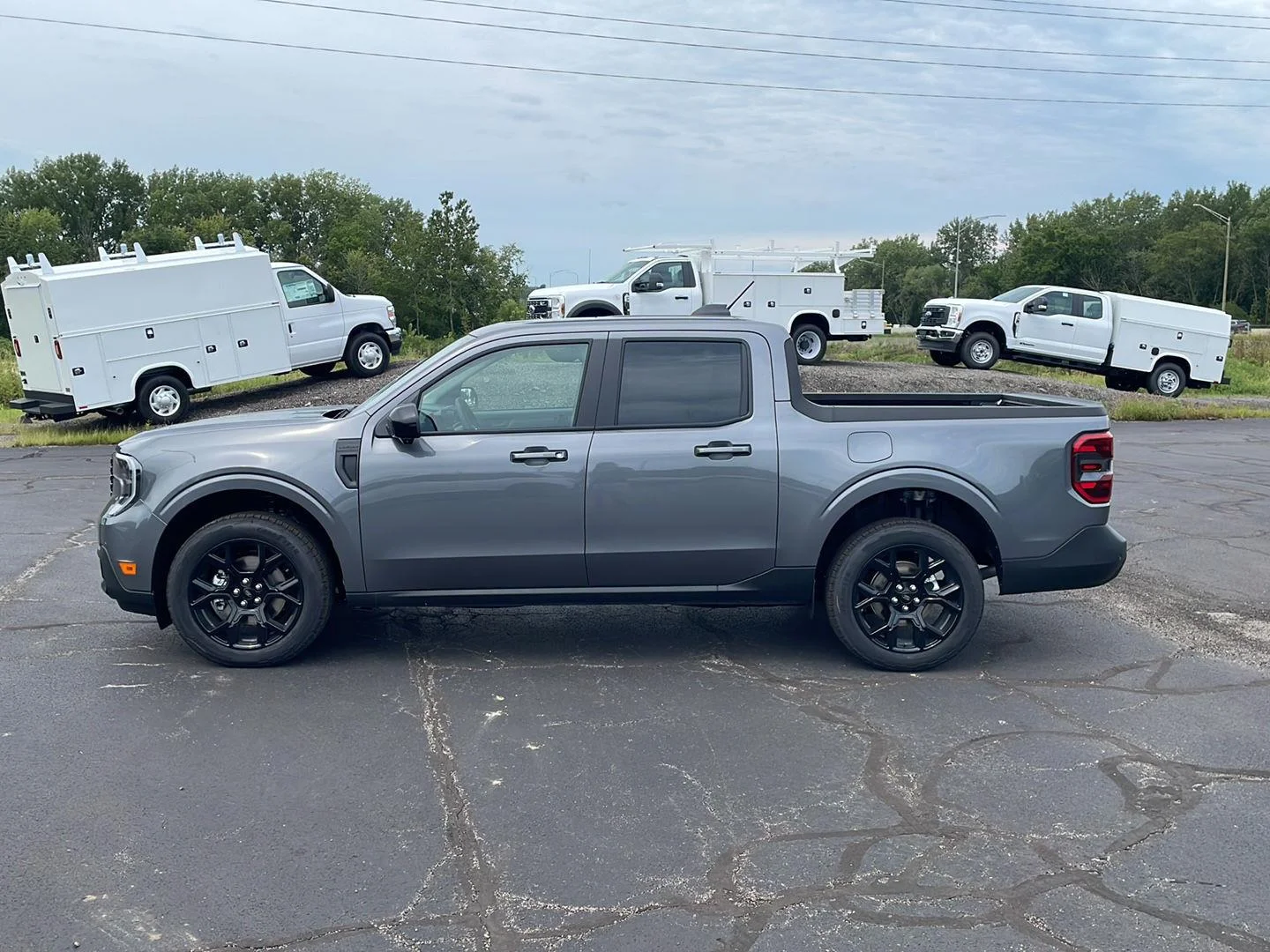 New 2026 Carbonized Gray Metallic Ford LARIAT image 2