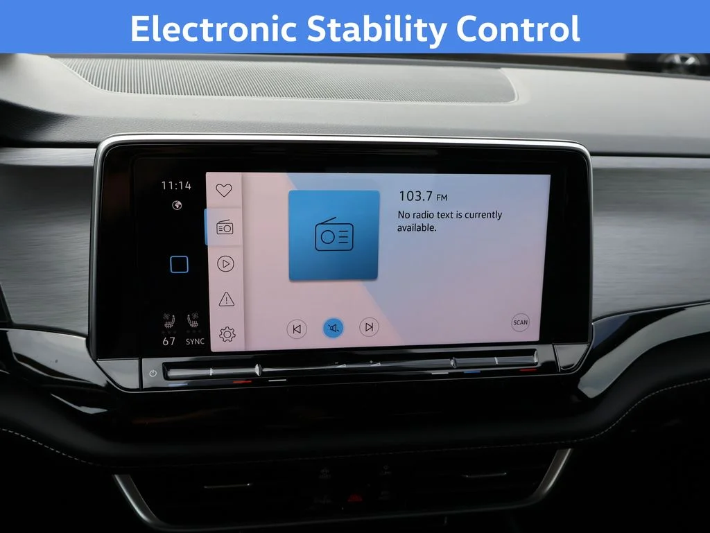 New 2026 Black Volkswagen 2.0T SE w/Technology image 7