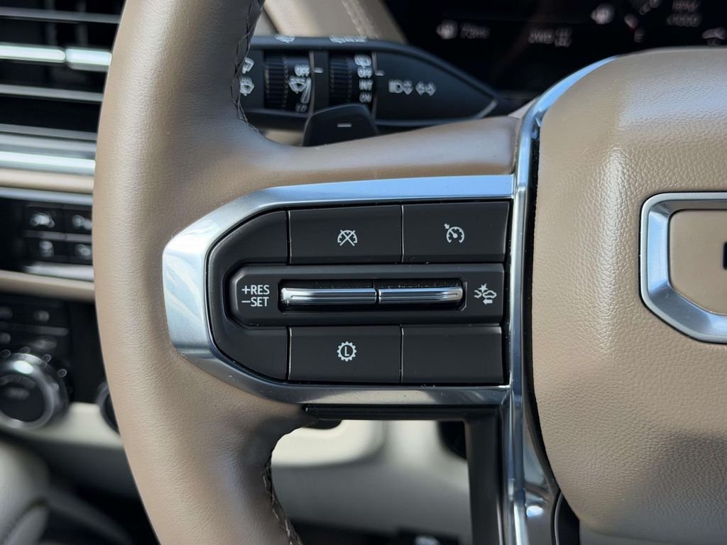 Used 2025 Blue GMC Denali image 9