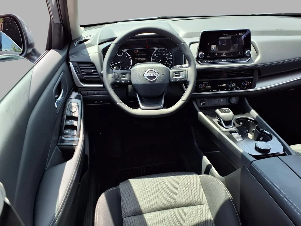 New 2026 Boulder Gray Pearl Nissan SV image 4