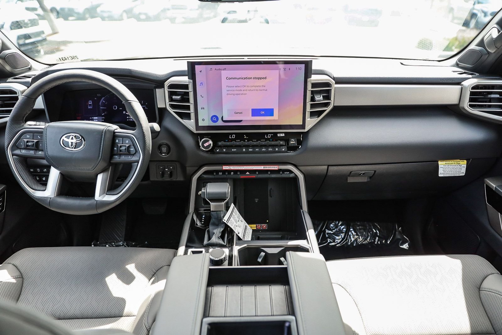 2025 Toyota Tundra Limited - Photo 12