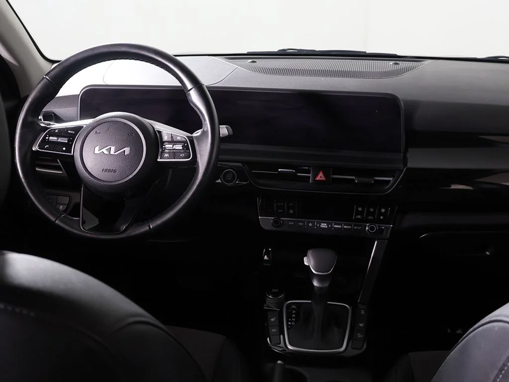 Used 2024 Blue Kia S image 30