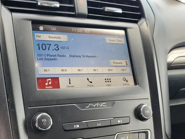 2019 Ford Fusion SE - Photo 30