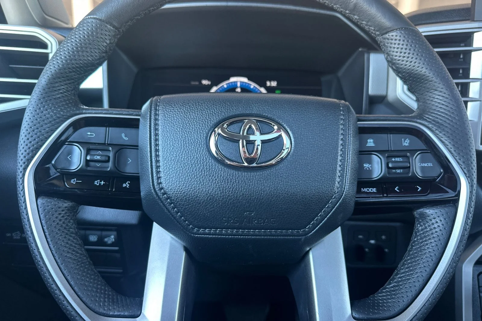 Used 2024 Lunar Rock Toyota Limited Hybrid image 21