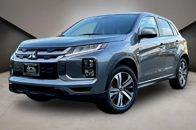 2027 Mitsubishi Outlander Sport ES