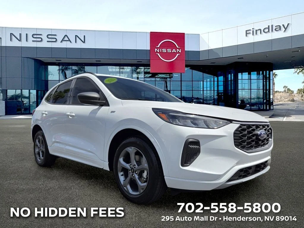 2023 Ford Escape ST-Line AWD's photo