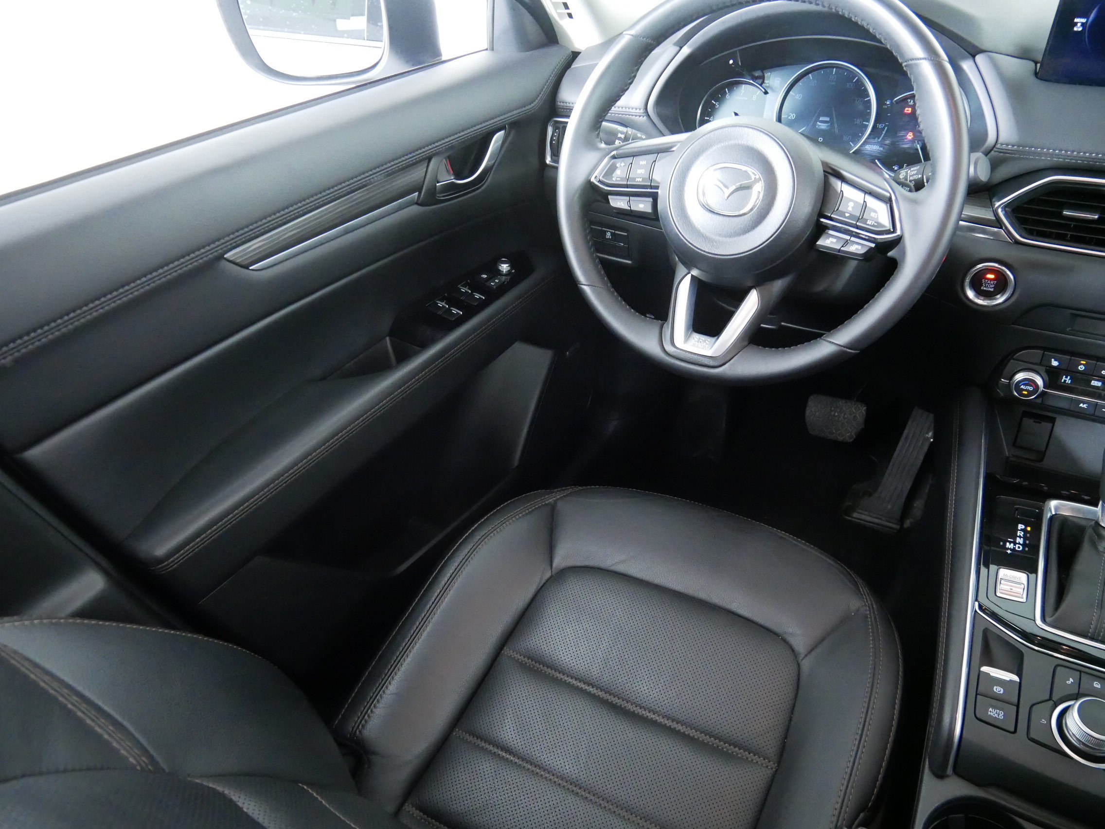 Certified Used 2025 Platinum Quartz Metallic Mazda 2.5 S Preferred Package image 9