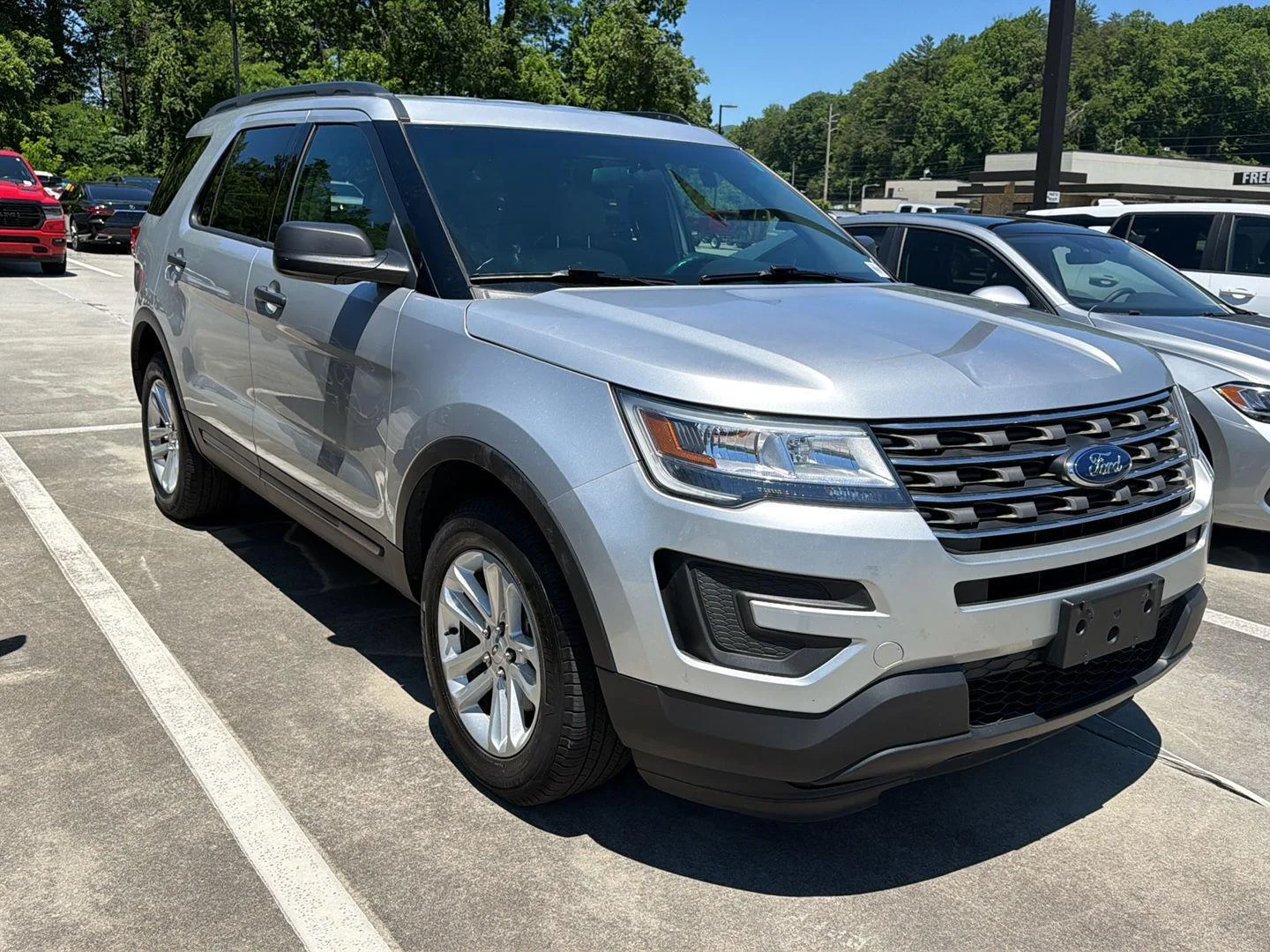 Used 2016 SV Ford Base image 3