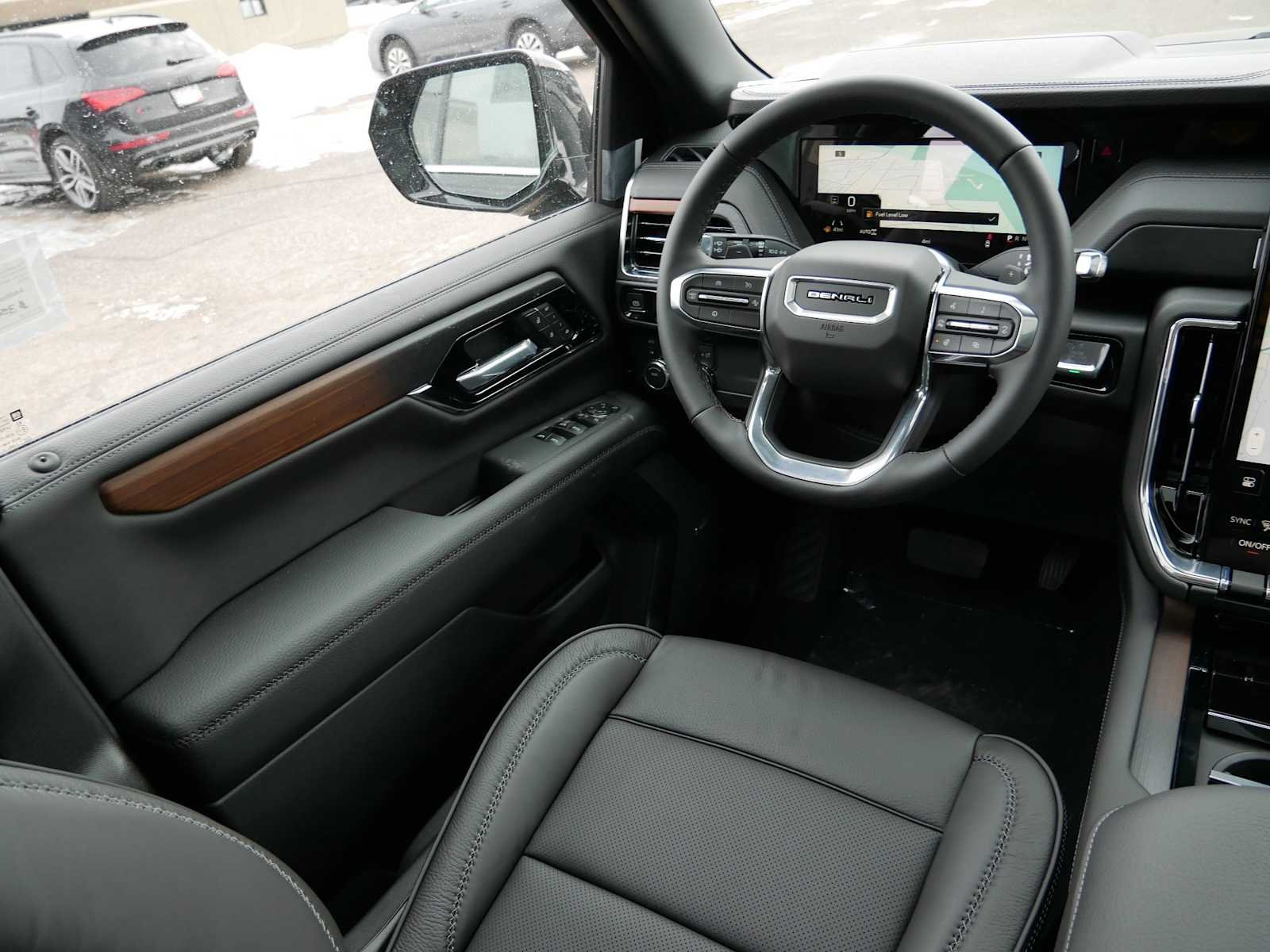 2026 GMC Yukon XL Denali - Photo 13
