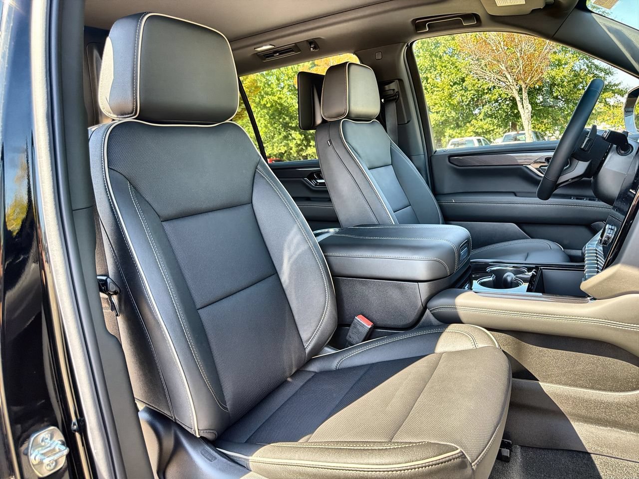 2026 GMC Yukon XL Elevation - Photo 23