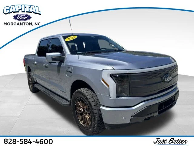 Used 2022 Blue Ford Lariat image 1