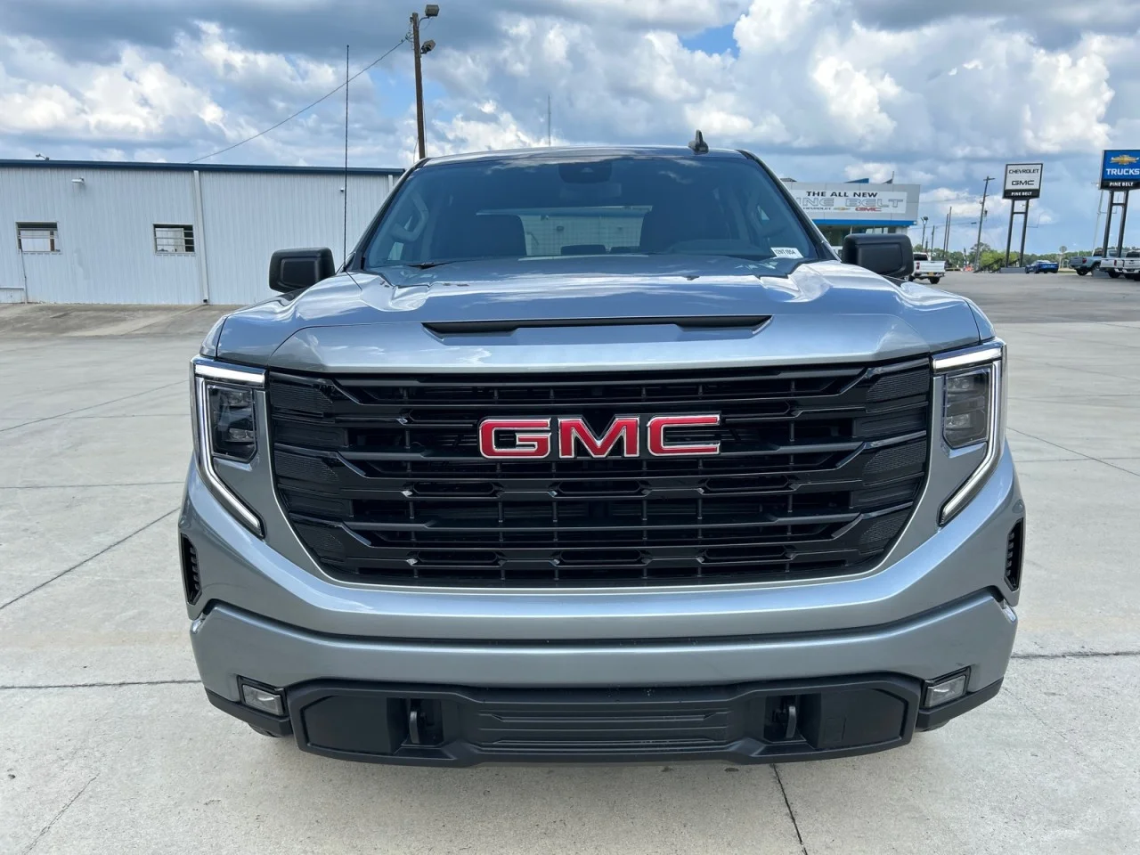 New 2026 Sterling Metallic GMC Elevation image 5