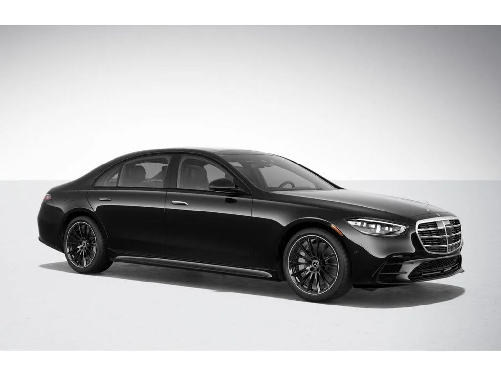 Used 2025 Black Mercedes-Benz S 580e image 12