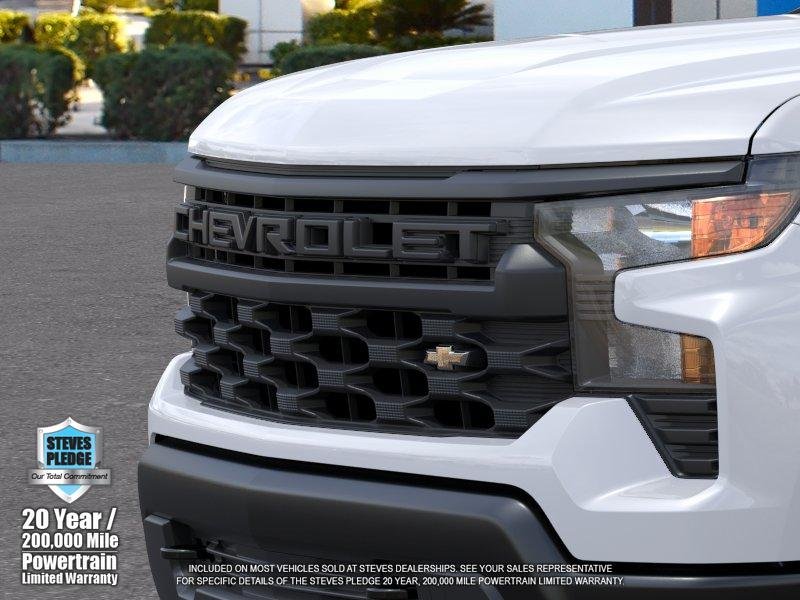 New 2026 Summit White Chevrolet WT image 13