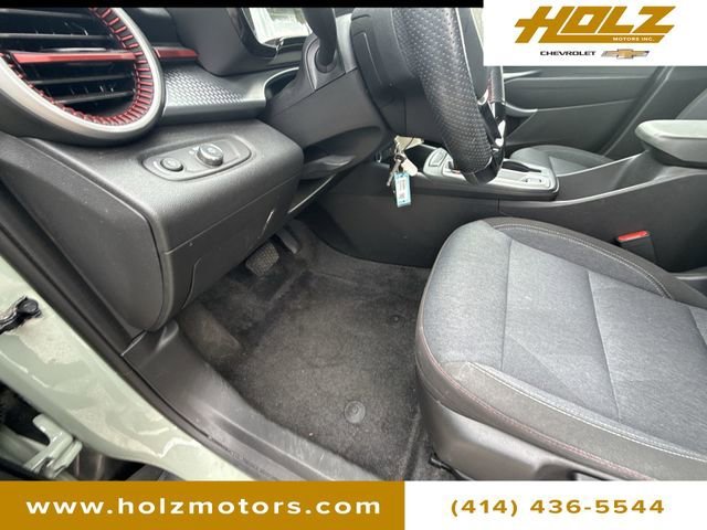 Certified Used 2024 Cacti Green Chevrolet 1RS image 31