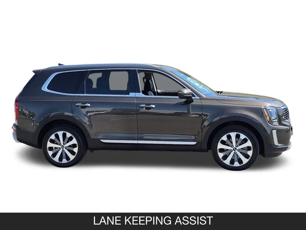 Used 2020 Green Kia S image 6
