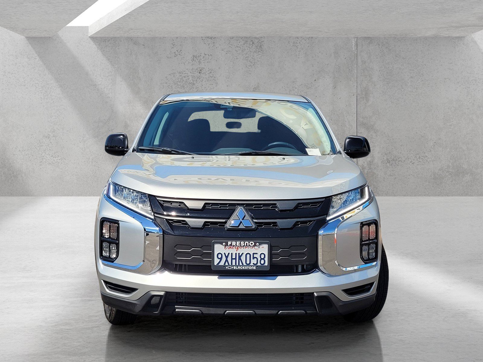 Used 2026 Silver Mitsubishi S image 3