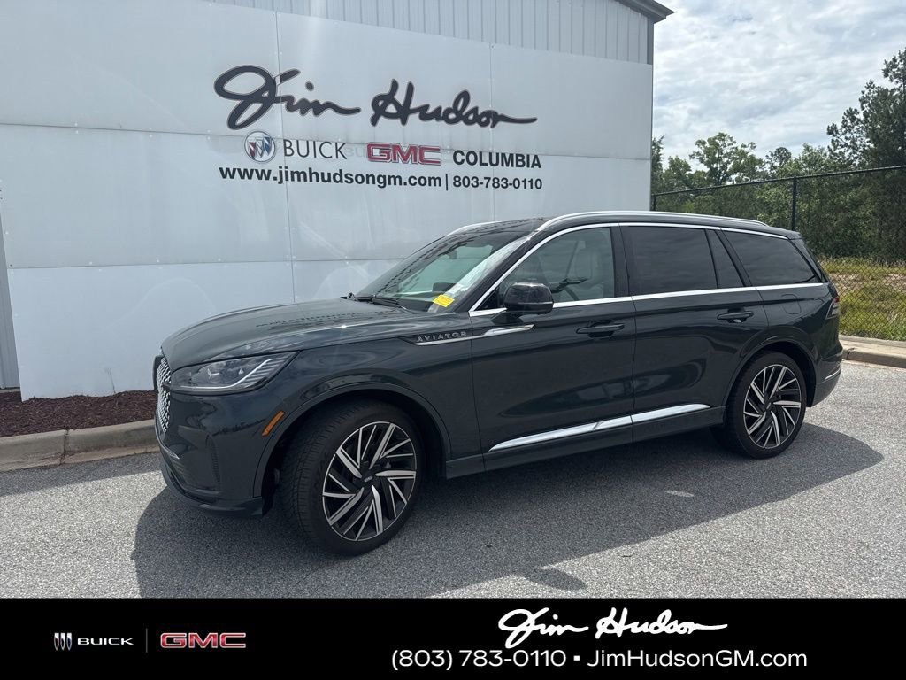 2025 Lincoln Aviator Black Label AWD's photo