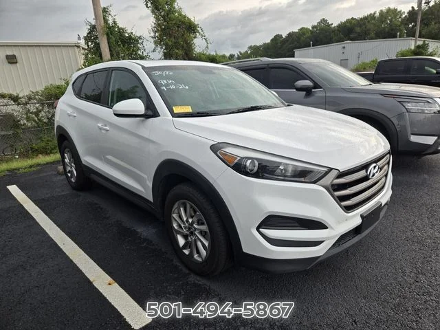 Used 2016 White Hyundai SE image 6
