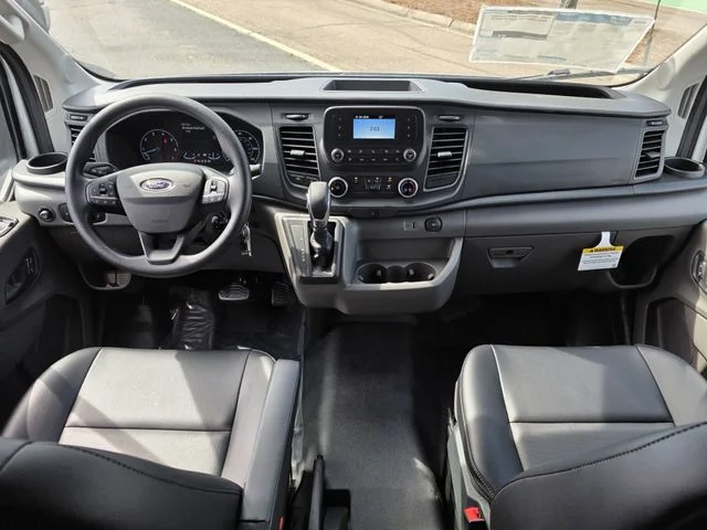 New 2025 Oxford White Ford Cutaway image 4