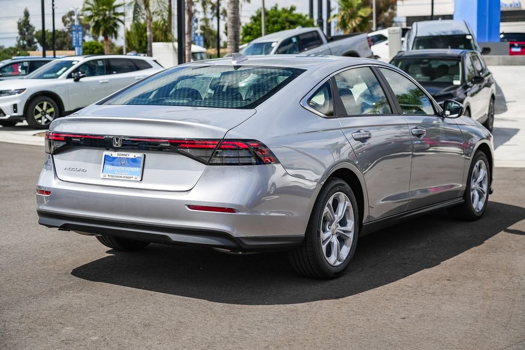 New 2026 Solar Silver Metallic Honda LX image 9