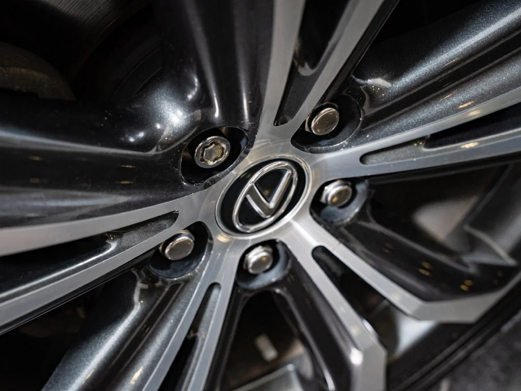 Used 2019 Eminent White Pearl Lexus 450h Premium image 8