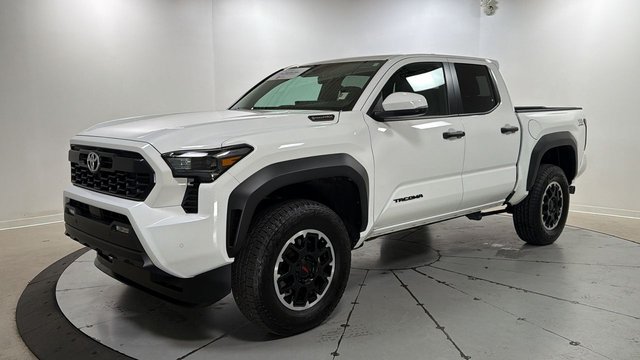 2025 Toyota Tacoma Hybrid TRD Off Road