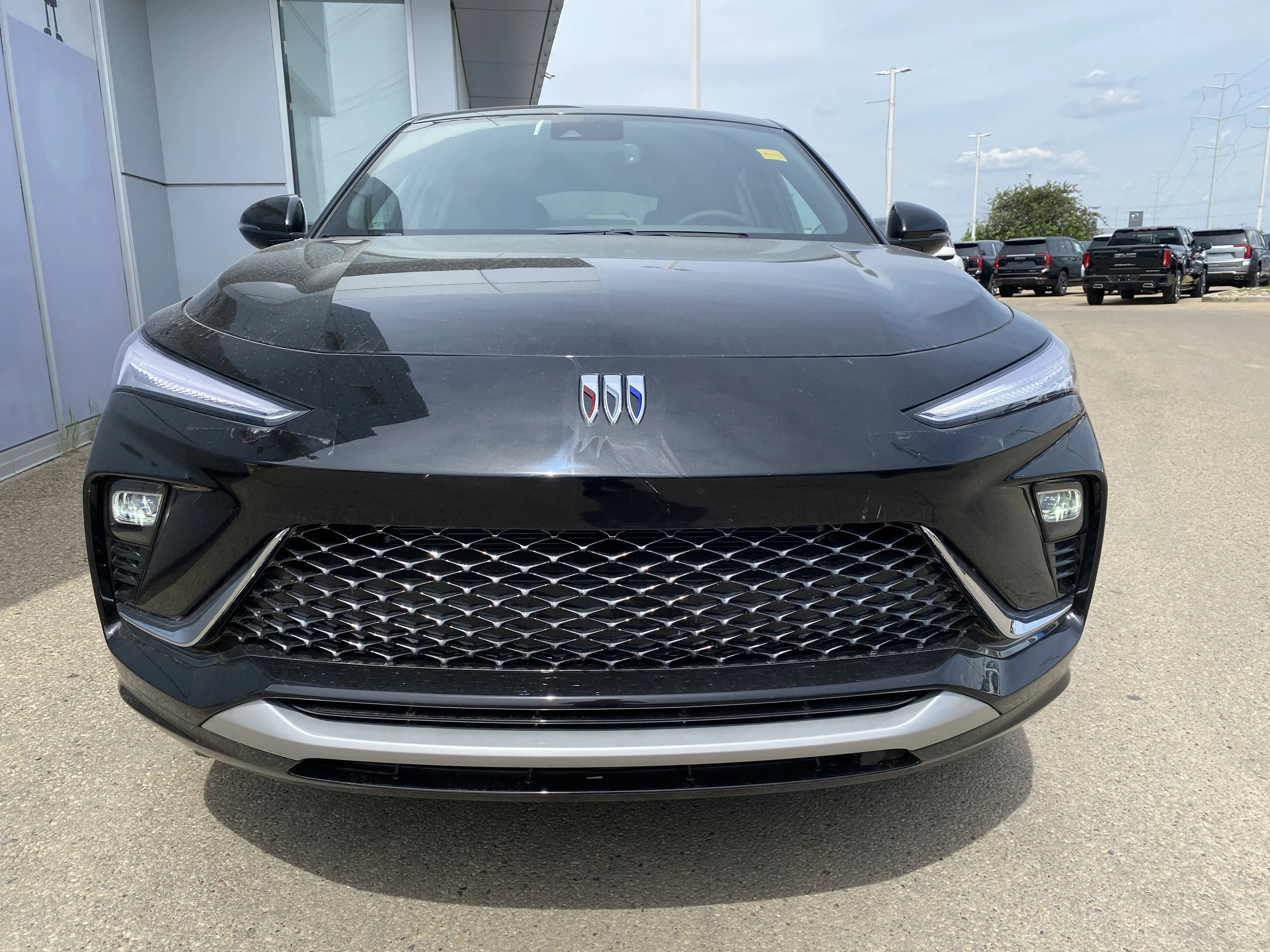 New 2026 EBONY TWILIGHT METALLIC Buick Avenir image 9