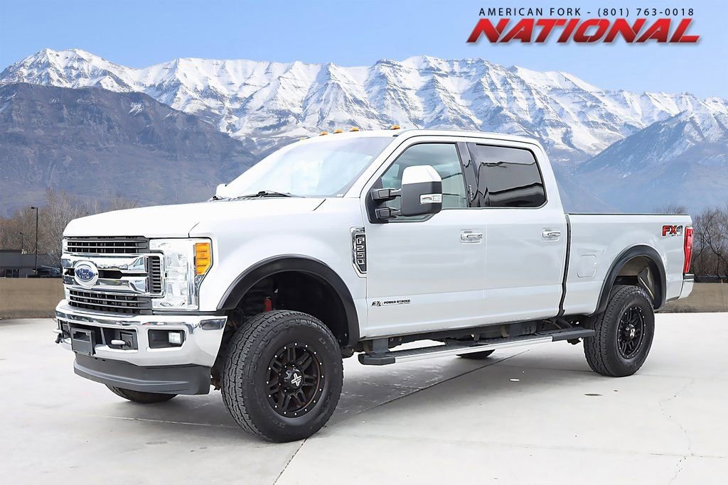 2017 Ford F-250 XLT 4x4 Crew Cab 8' Box's photo