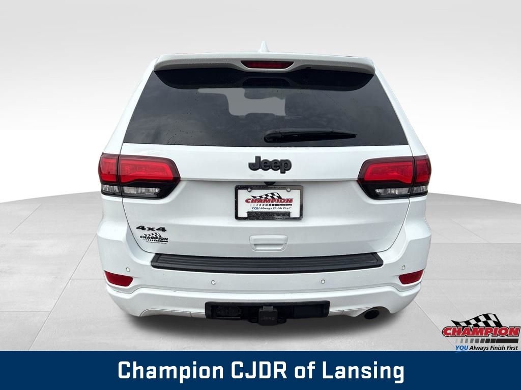 Used 2022 White Jeep Laredo X image 7