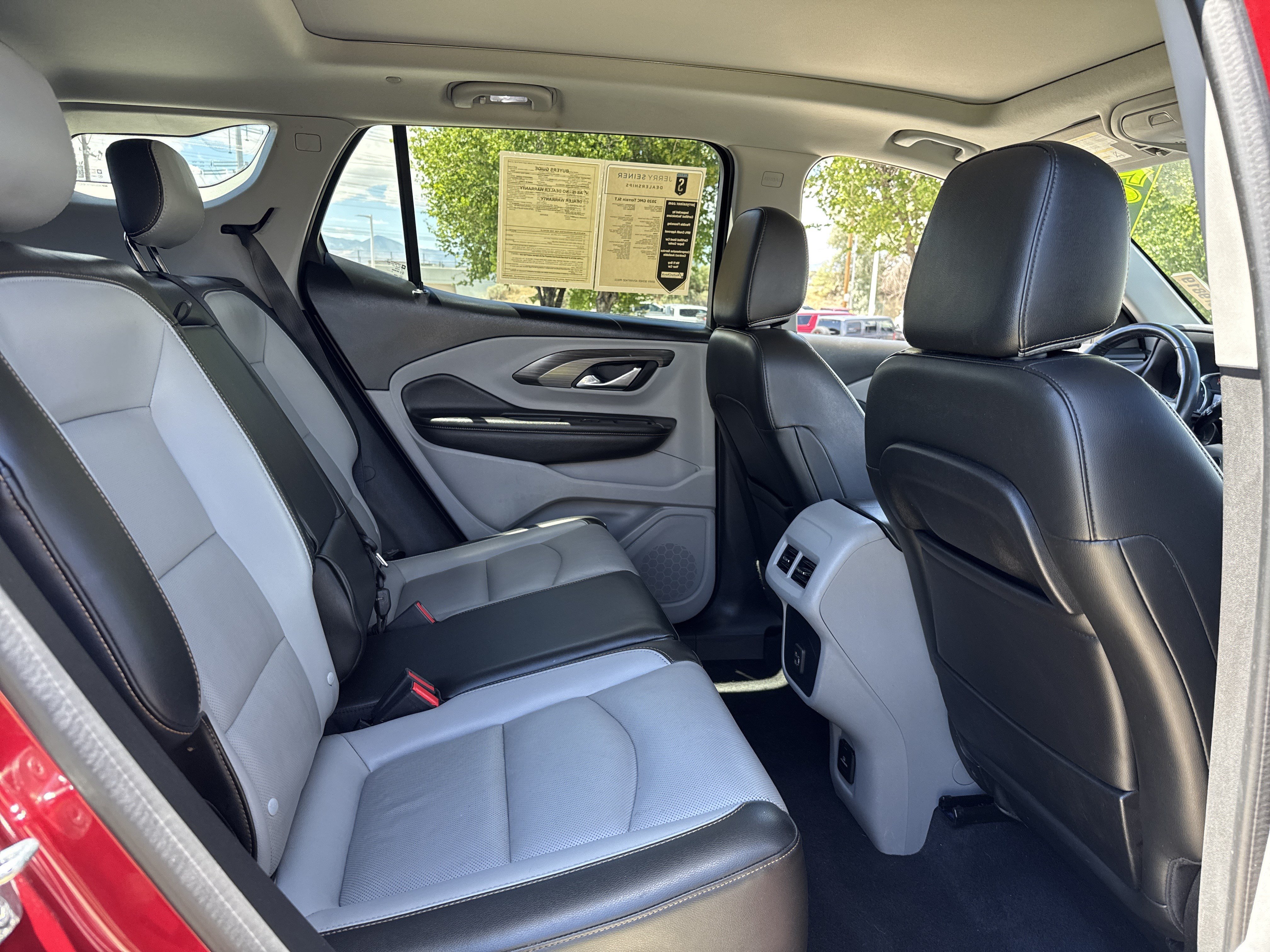 Used 2020 RED QUARTZ TINTCOAT GMC SLT image 24
