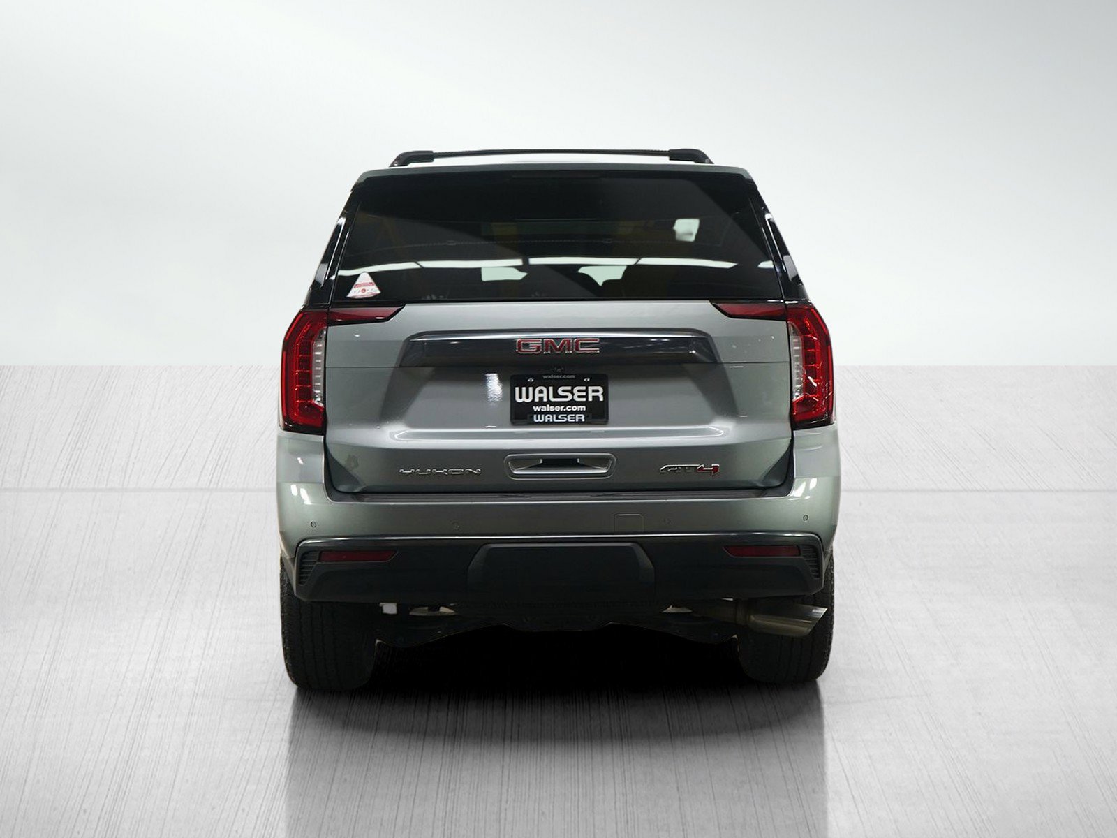 Used 2023 Sterling Metallic GMC AT4 image 4