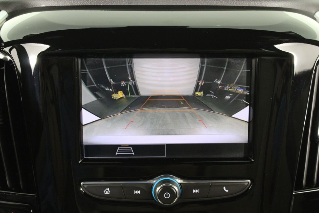 2023 Chevrolet Traverse LS - Photo 23