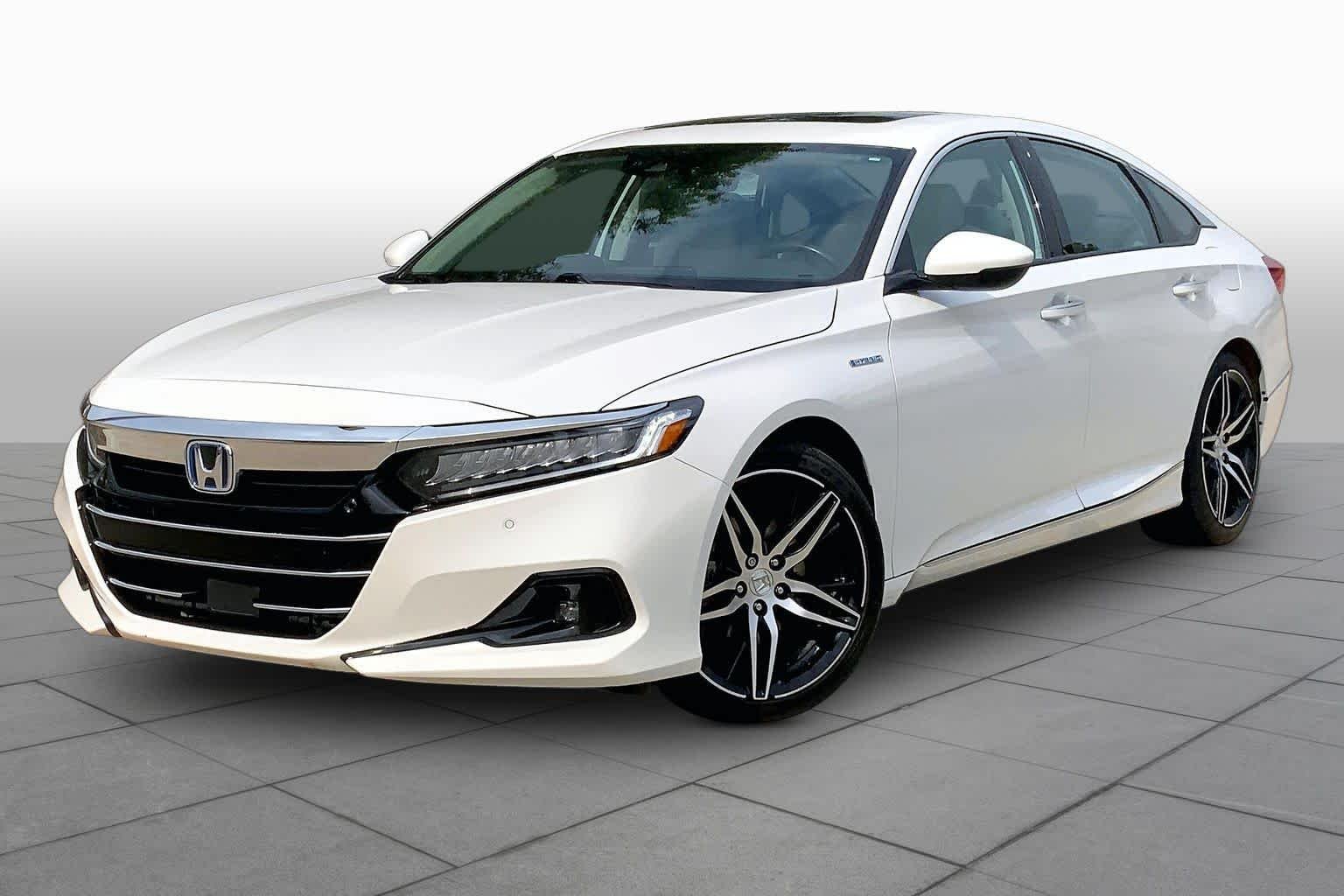 2021 Honda Accord Hybrid Touring's photo