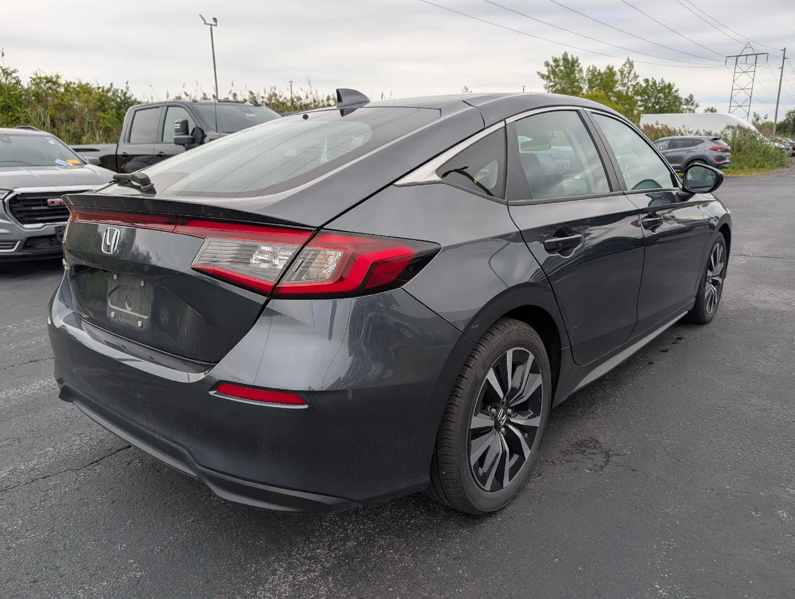 Used 2024 Meteorite Gray Metallic Honda EX-L image 7