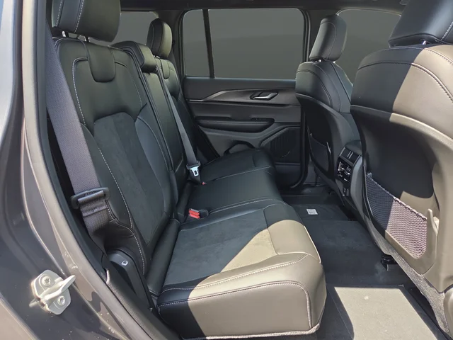 2025 Jeep Grand Cherokee Altitude - Photo 34