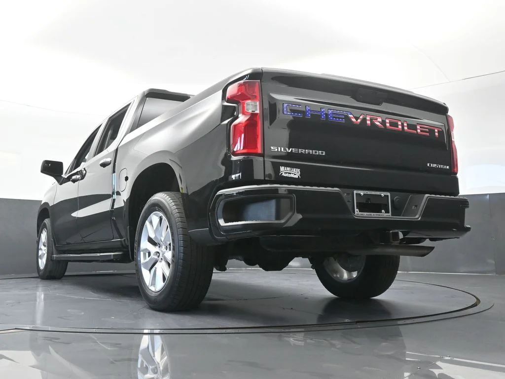 Used 2021 Black Chevrolet Custom image 51