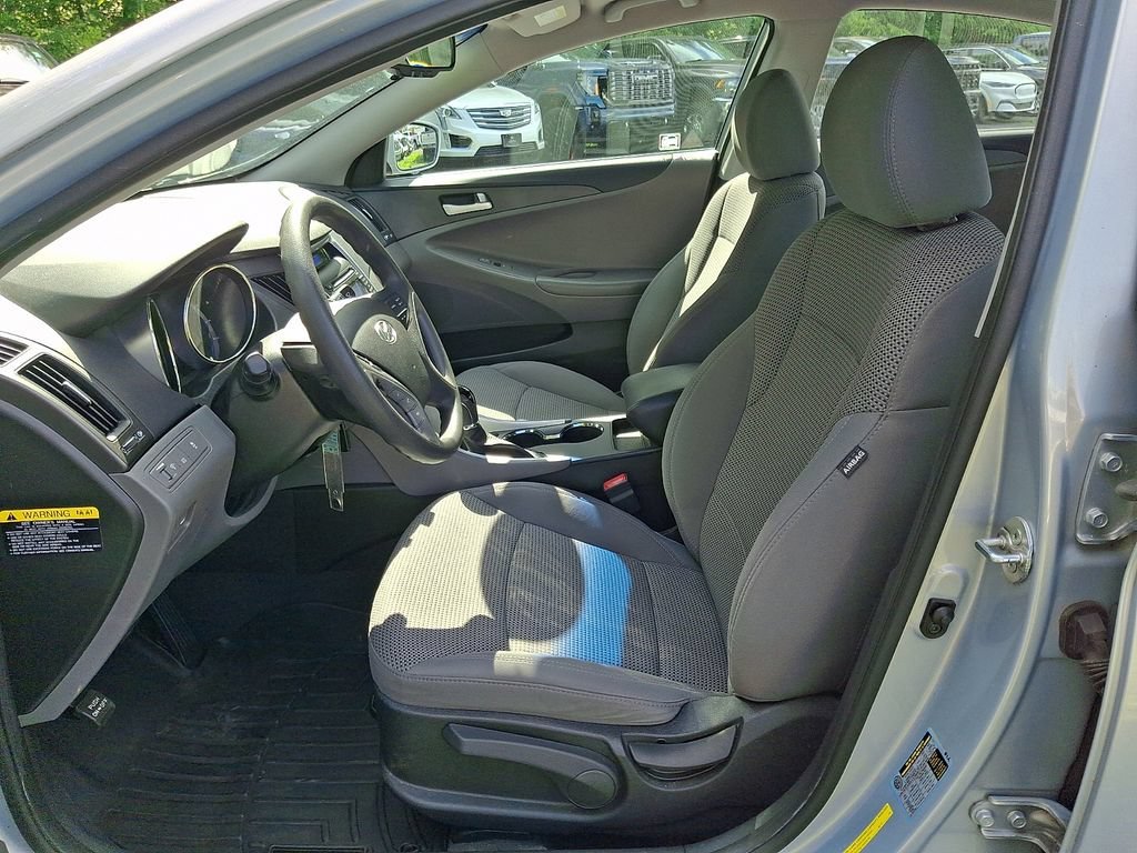 Used 2013 Blue Hyundai GLS image 14