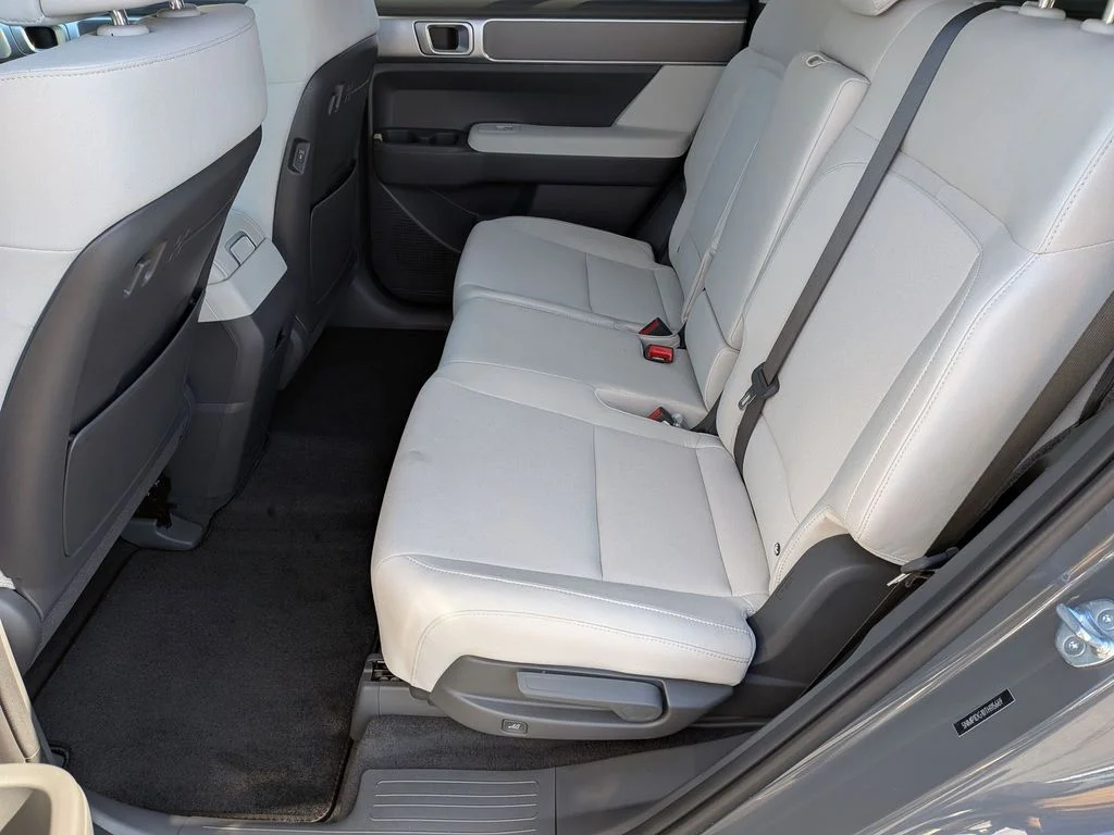 New 2026 Gray Hyundai SE image 23