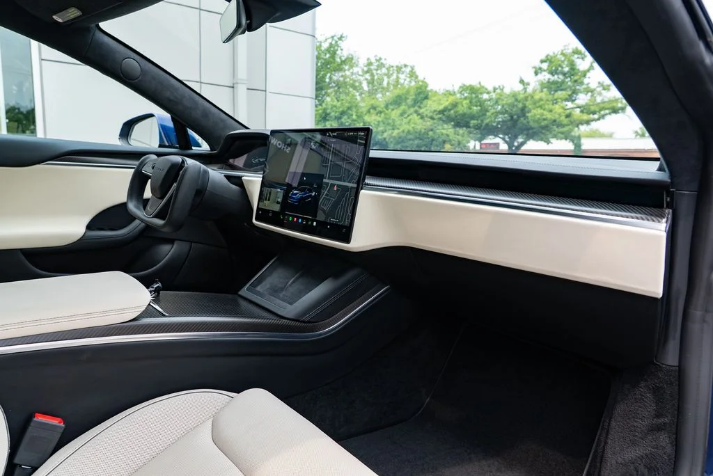 Used 2021 Blue Tesla Plaid image 24