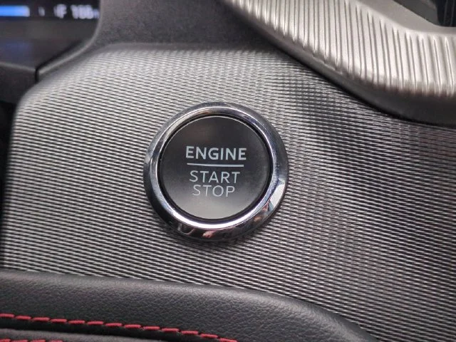 Used 2025 Gray Ford ST-Line image 27