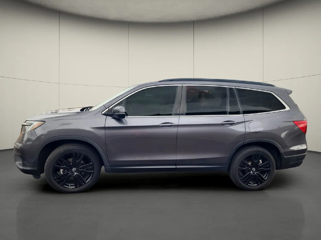 Used 2022 Gray Honda Special Edition image 4