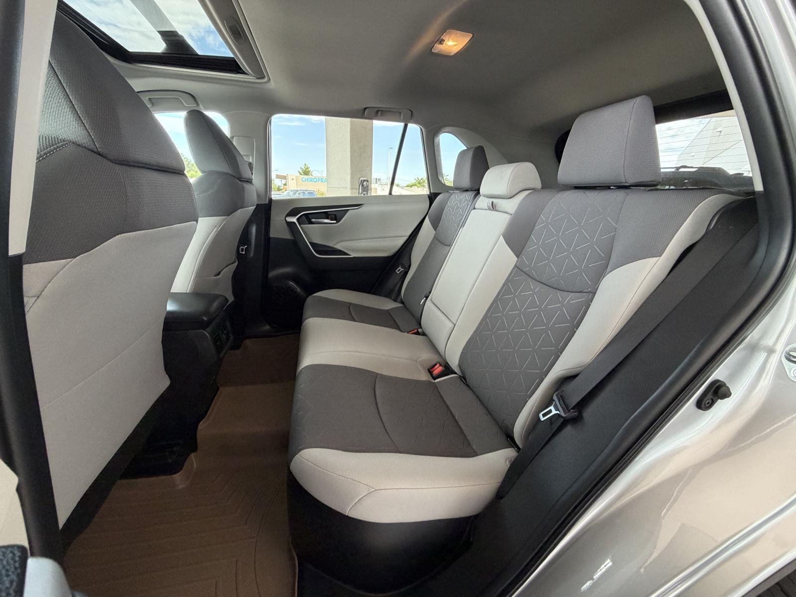 Used 2021 Silver Sky Metallic Toyota Hybrid XLE image 18