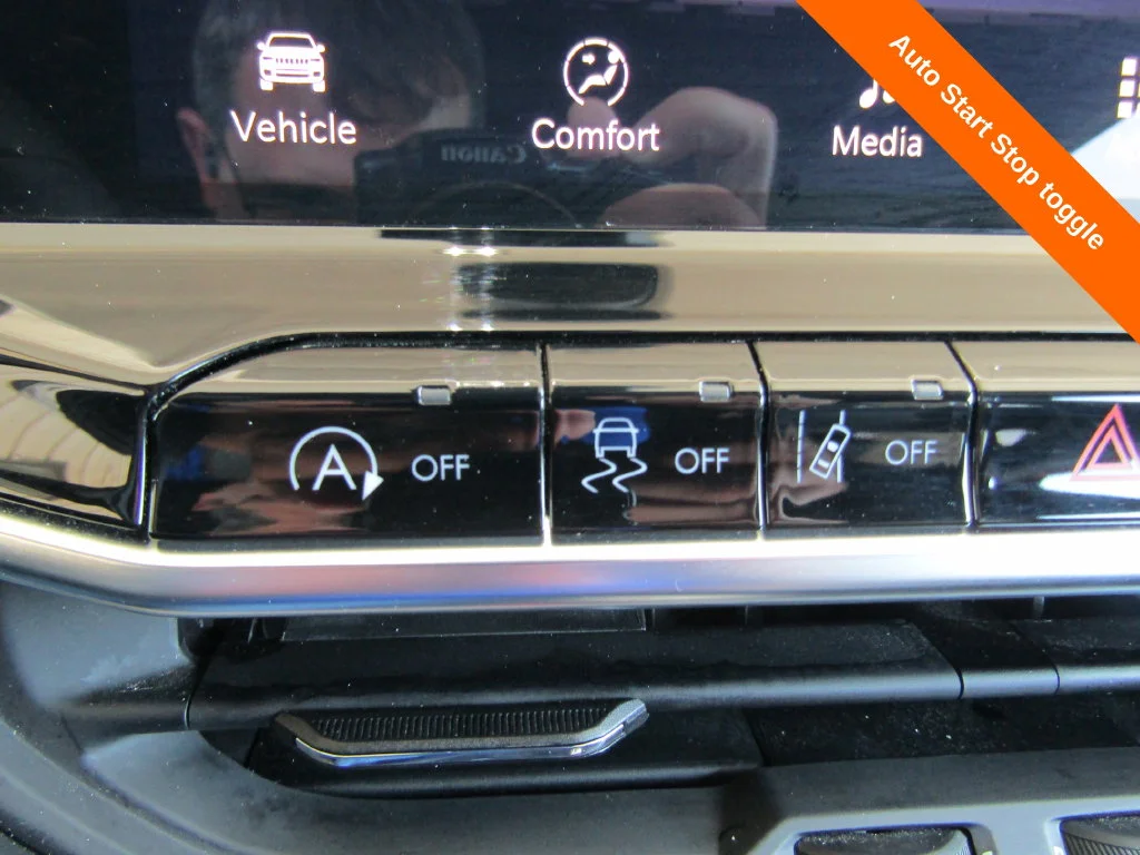 Used 2025 Red Jeep Limited image 16