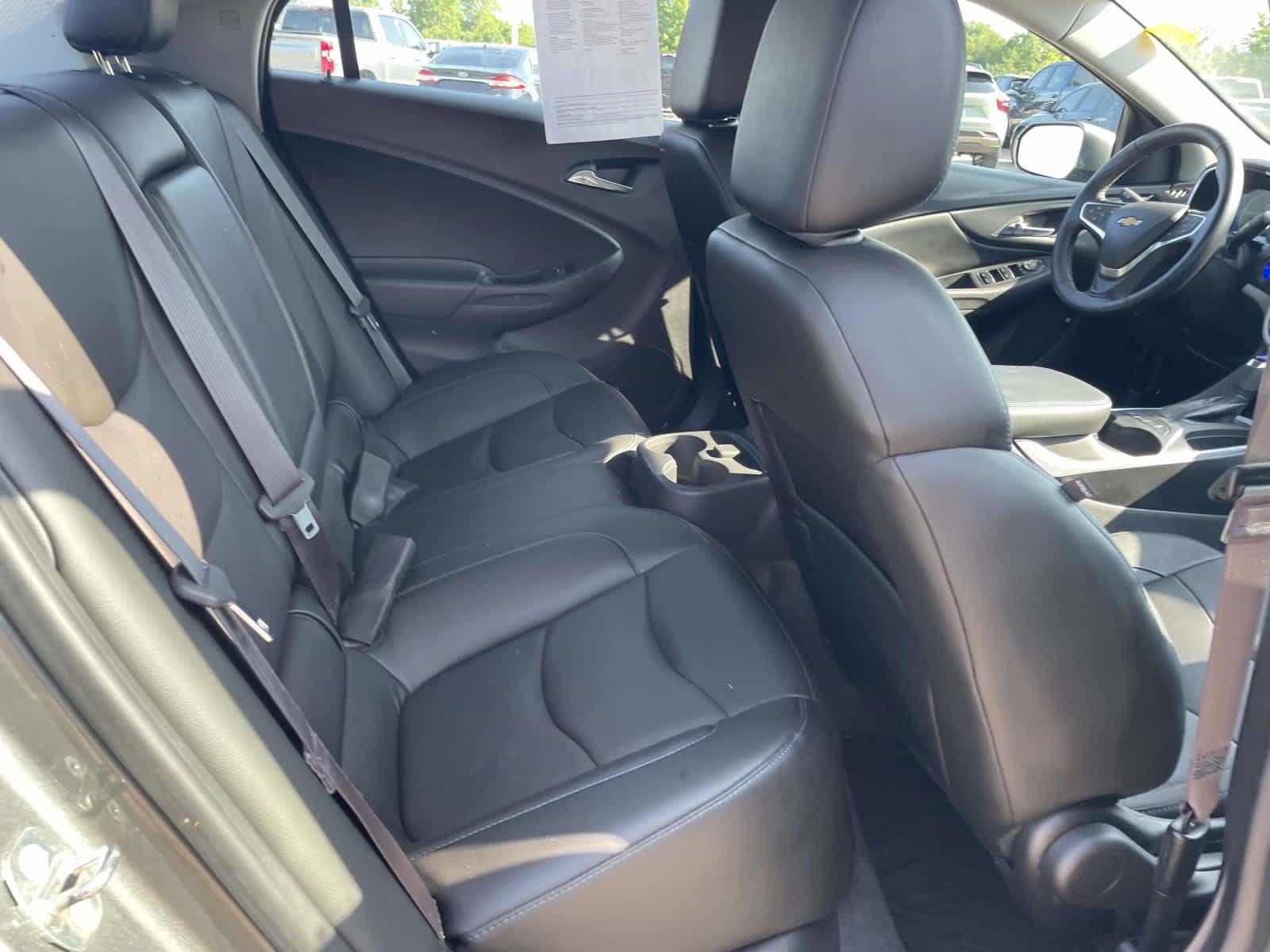 Used 2017 Heather Gray Metallic Chevrolet LT image 19