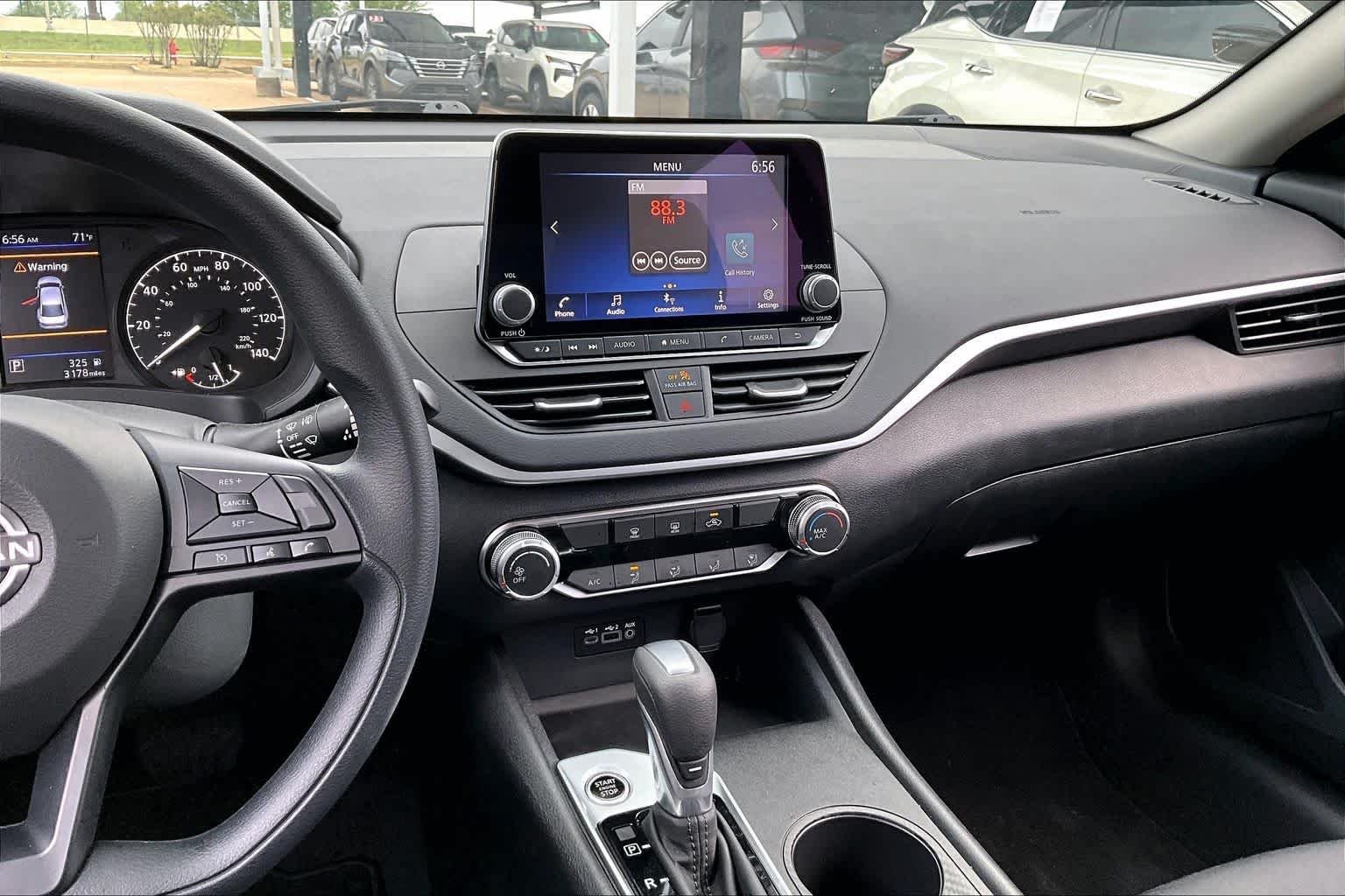 Used 2025 Super Black Nissan S image 7