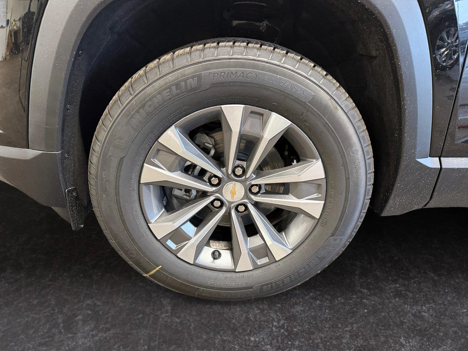 2027 Chevrolet Equinox LT - Photo 15