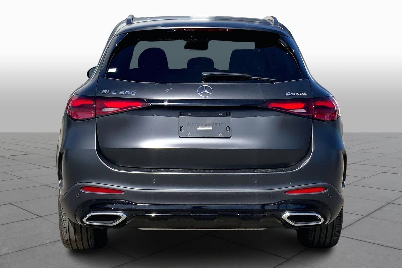 New 2026 MANUFAKTUR exclusive graphite grey magno Mercedes-Benz GLC 300 image 5